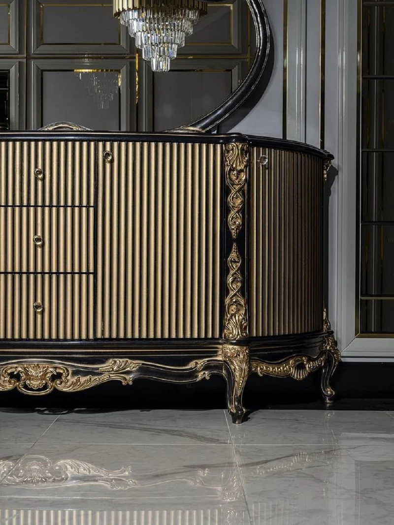 Casa Padrino Luxus Barock Sideboard Schwarz / Gold - Prunkvoller Massivholz Schrank mit 4 Türen und 3 Schubladen - Barock Möbel - Edel & Prunkvoll