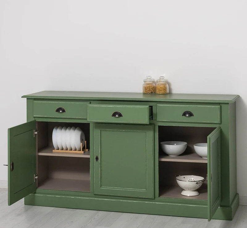 Sideboard aus Massivholz mit drei Schubladen und Türen