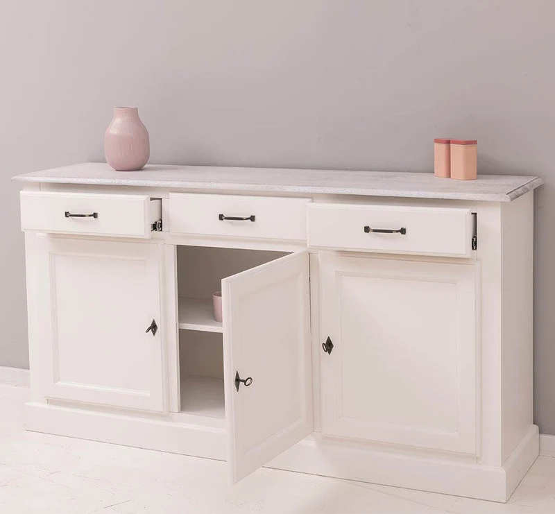 Sideboard aus Massivholz mit drei Schubladen und Türen