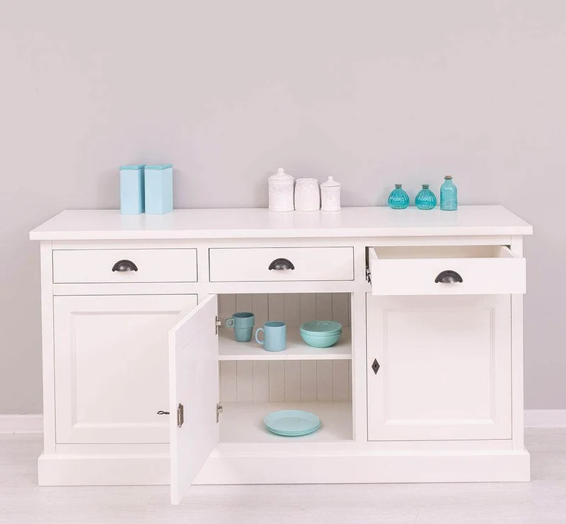 Dreitüriges Sideboard 175 aus Massivholz mit drei Schubladen