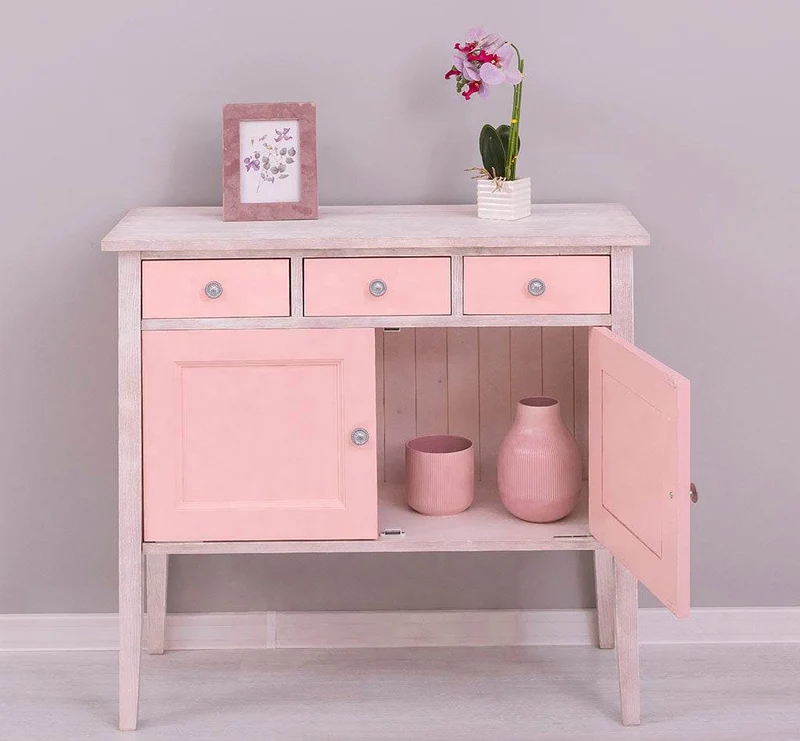 Sideboard aus Massivholz mit drei Schubladen