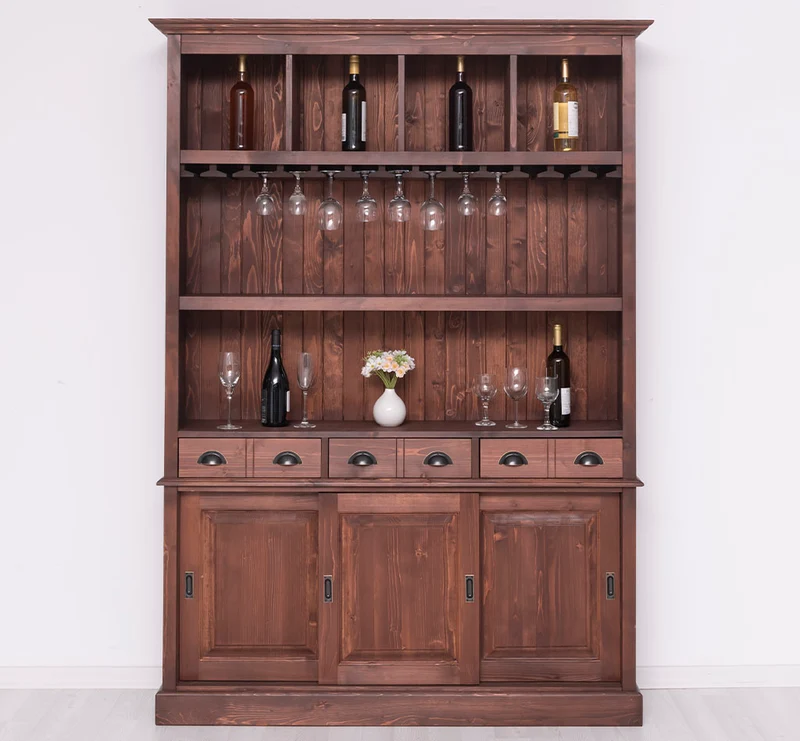 Großer Buffetschrank aus Massivholz mit Glashalterungen