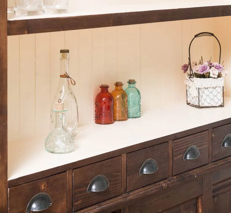 Großer Buffetschrank aus Massivholz mit Glashalterungen