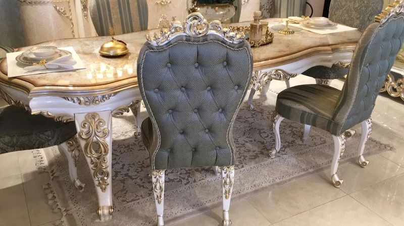 Casa Padrino Luxus Barock Esszimmer Set - 1 Esstisch & 8 Esszimmerstühle - Barock Esszimmermöbel - Luxus Qualität - Edel & Prunkvoll