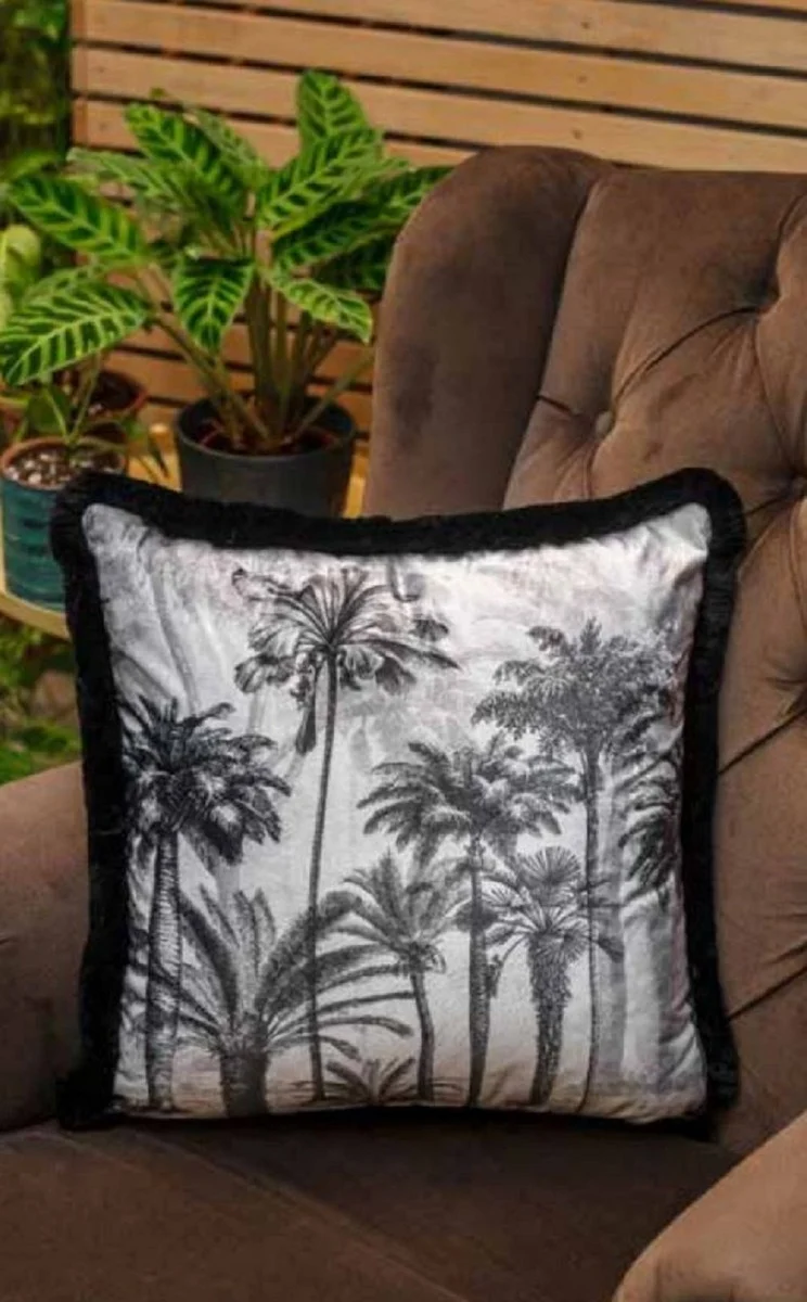 Casa Padrino Luxus Deko Kissen Palmen Design Grau / Schwarz 45 x 45 cm - Bedrucktes Samt Kissen mit Fransen - Deko Accessoires