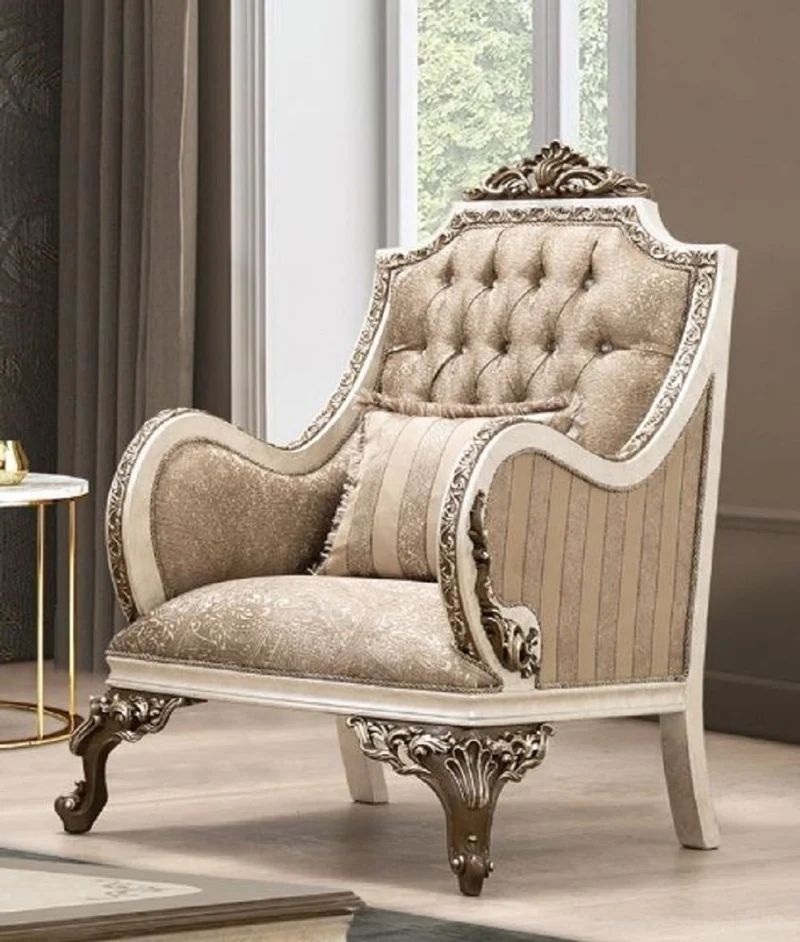 Casa Padrino Luxus Barock Wohnzimmer Set Beige / Cremefarben / Braun / Gold - 2 Sofas & 2 Sessel & 1 Couchtisch - Handgefertigte Wohnzimmer Möbel im Barockstil - Edel & Prunkvoll