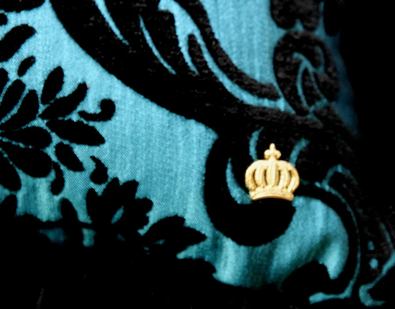 Luxus Kissen Pompöös by Casa Padrino von Harald Glööckler Elegance Collection Barock Muster Schwarz / Türkis 35 x 55 cm - Luxuskissen