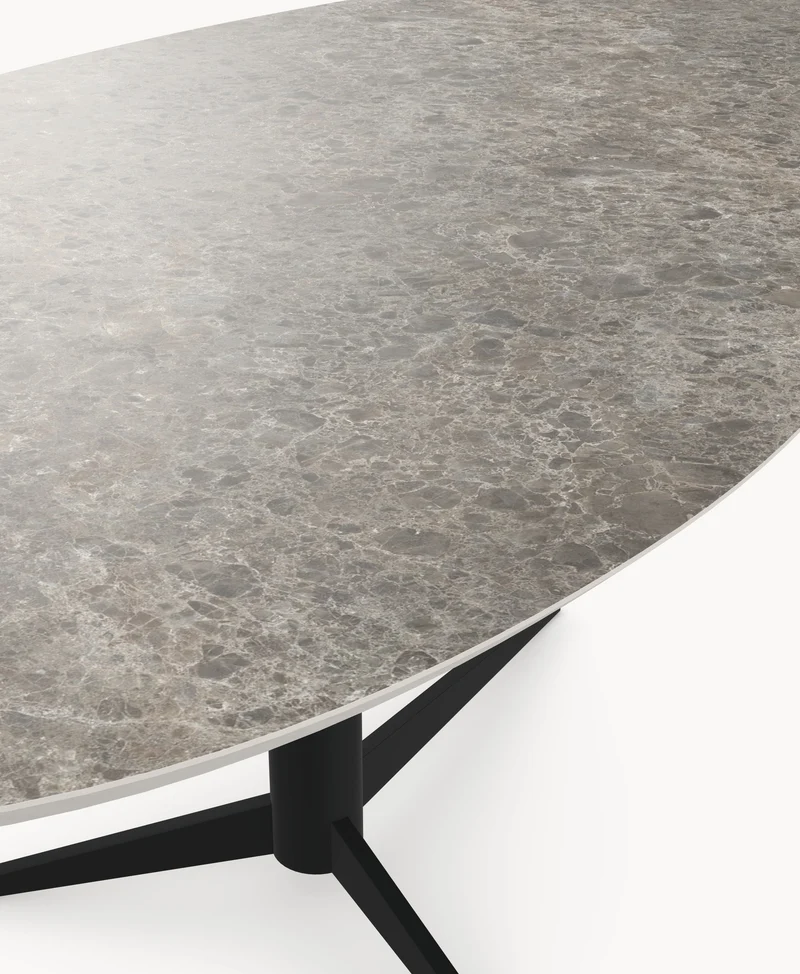 Melamine eettafel Siena Grey Marble - Kiezel B - Trios onderstel metaal