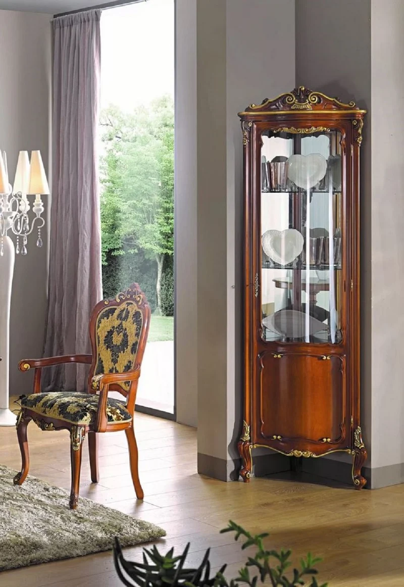 Casa Padrino Luxus Barock Eckvitrine Braun / Gold - Handgefertigter Massivholz Eckschrank mit Tür - Edle Barock Möbel - Luxus Qualität - Made in Italy