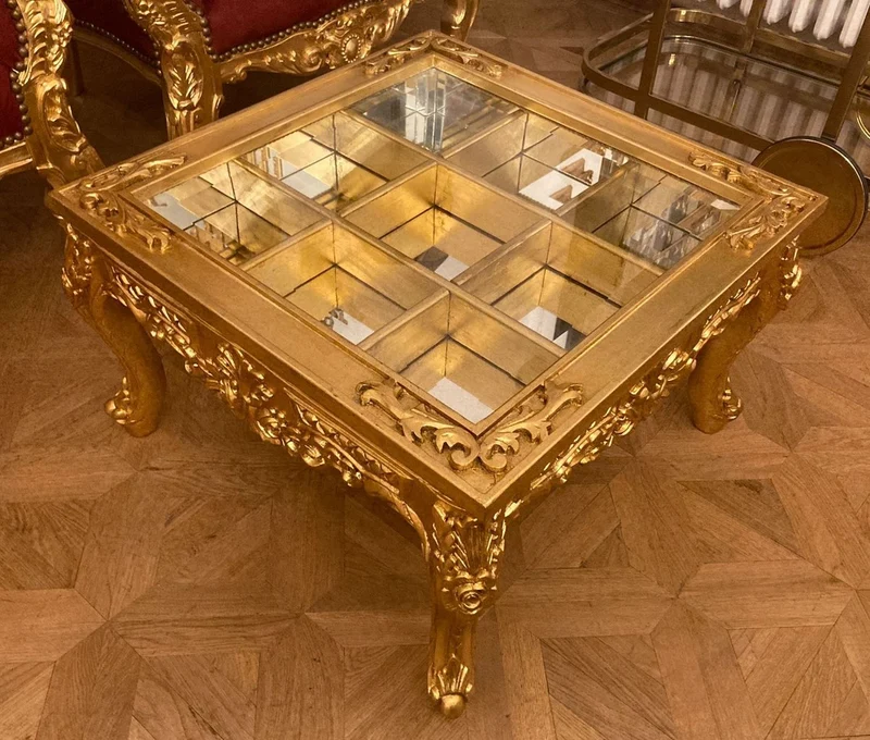 Casa Padrino Barock Couchtisch mit aufklapparer Tischplatte Gold - Prunkvoller Massivholz Wohnzimmertisch im Barockstil - Barockstil Wohnzimmer Möbel - Barock Möbel - Antik Stil Wohnzimmer Möbel