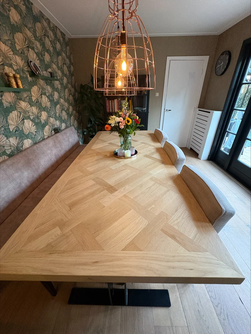 Visgraat eiken eettafel Versailles - Vierkant - Eiken Matrix