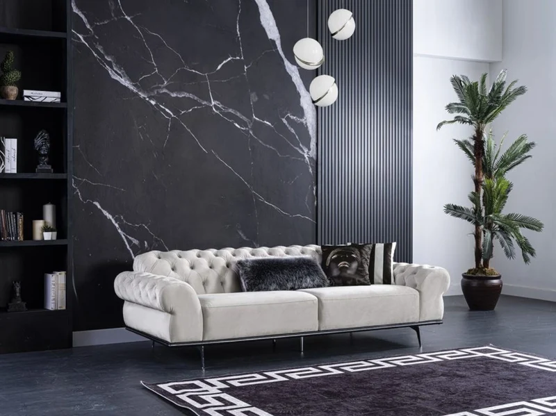 Casa Padrino Luxus Art Deco Chesterfield Wohnzimmer Sofa Cremefarben / Silber 240 x 95 x H. 63 cm - Luxus Wohnzimmer Möbel