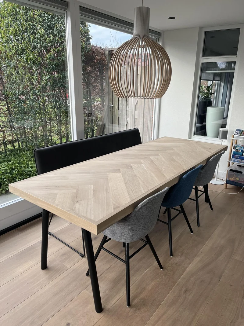 Visgraat eiken eettafel - Recht - Triangle Eiken