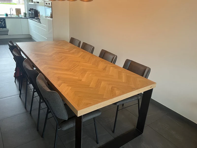 Visgraat eiken eettafel - Deens Recht - V Eiken