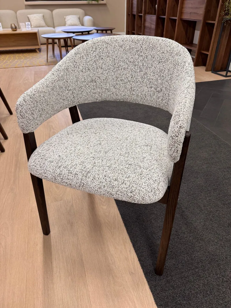 Eetkamerstoel 10 (configureer in 3D)