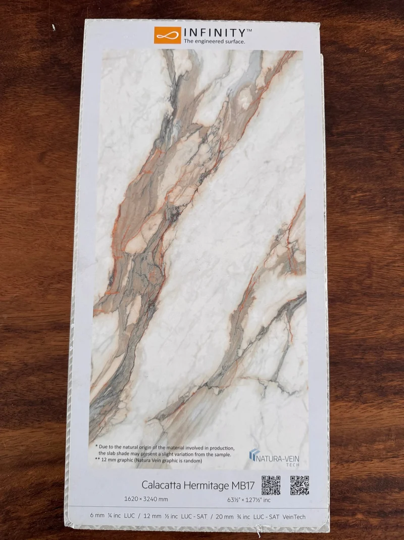 Keramische eettafel Calacatta Hermitage - Deens Rond - Half Moon Eiken