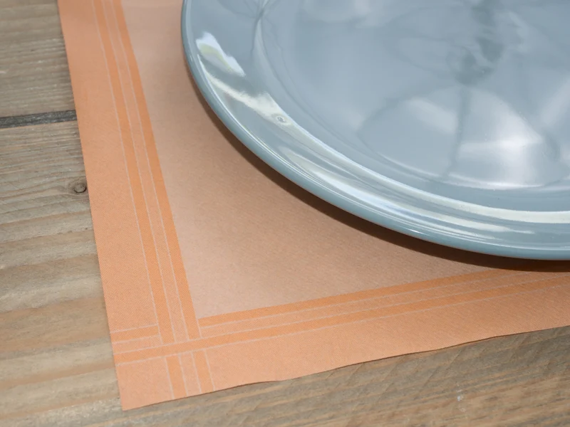 Placemats 30 x 40 Salmone, Airlaid doos a 1.000 Stuks.