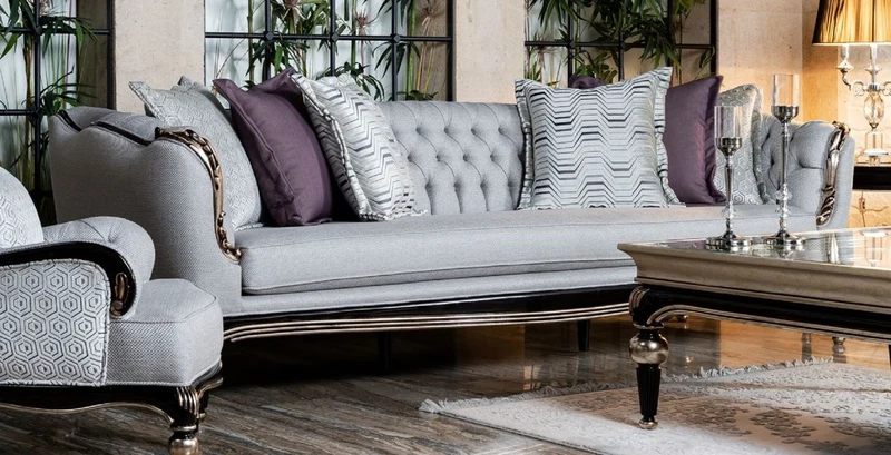 Casa Padrino Luxus Barock Sofa Grau / Schwarz / Silber - Handgefertigtes Wohnzimmer Sofa - Barock Wohnzimmer Möbel