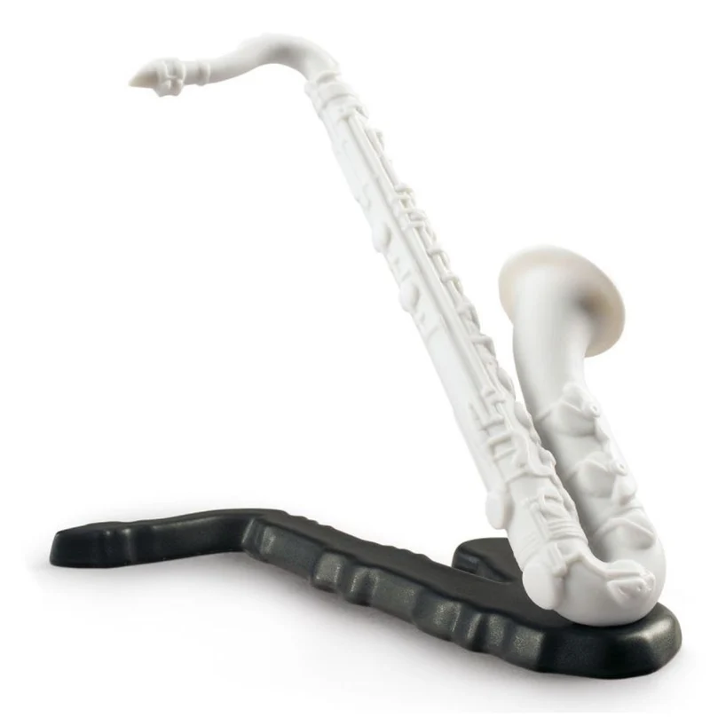 Casa Padrino Luxus Porzellan Saxophon Skulptur Weiß / Schwarz 13 x H. 7 cm - Dekorative Musikinstrument Figur für das Wohnzimmer