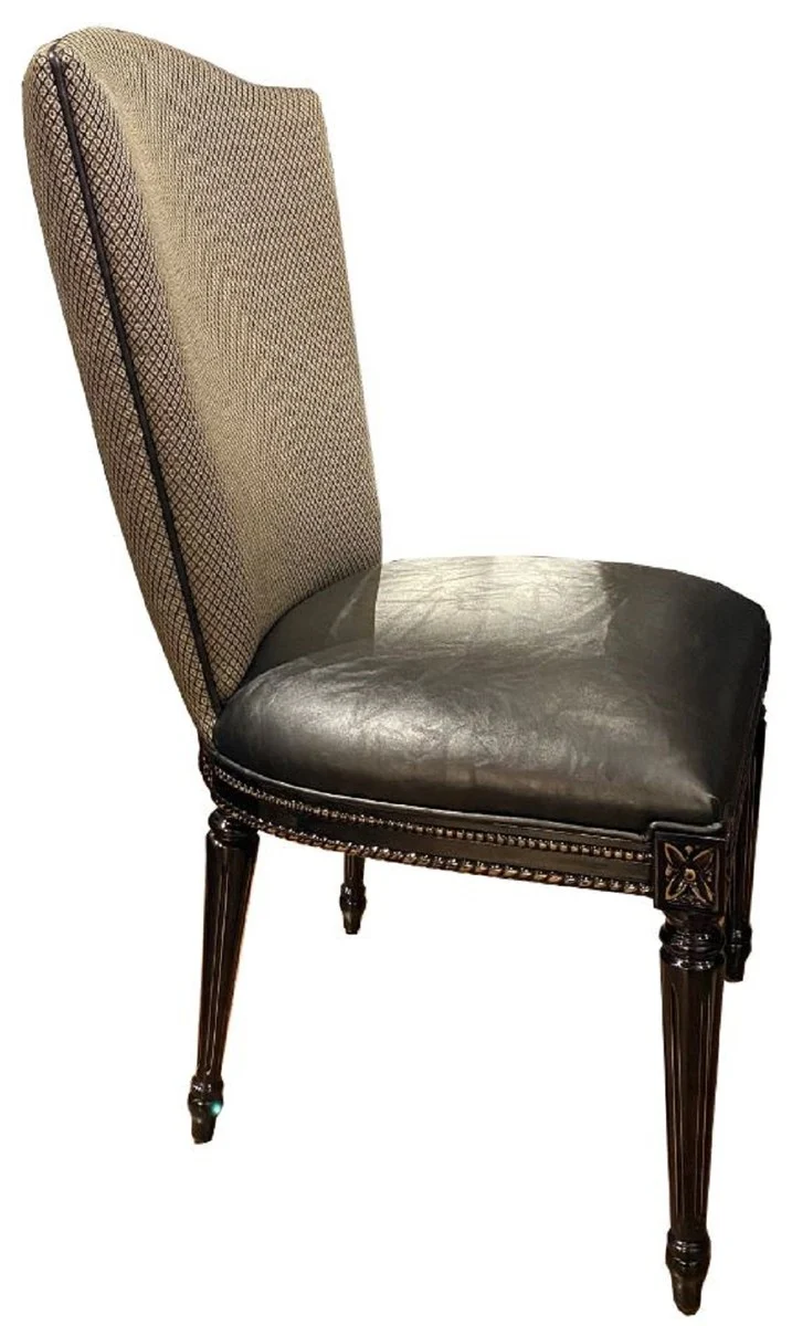 Casa Padrino Luxus Barock Esszimmer Set Schwarz / Gold - 1 Esstisch mit Glasplatte & 6 Esszimmerstühle - Edle Esszimmer Möbel im Barockstil
