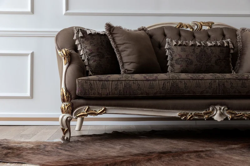 Casa Padrino Luxus Barock Sofa Braun / Cremefarben / Weiß / Gold - Handgefertigtes Wohnzimmer Sofa - Barock Wohnzimmer Möbel