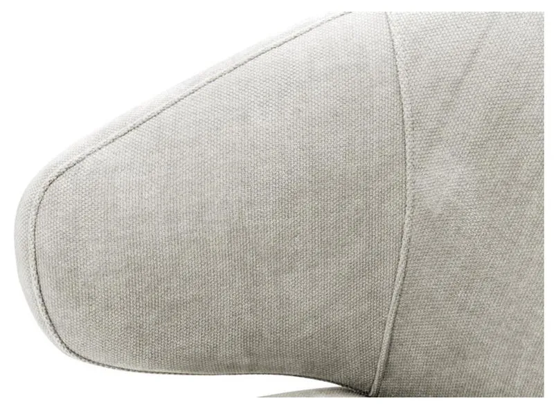 Casa Padrino Designer Esszimmerstuhl mit Armlehnen in Sandfarben 62 x 55 x H. 79 cm