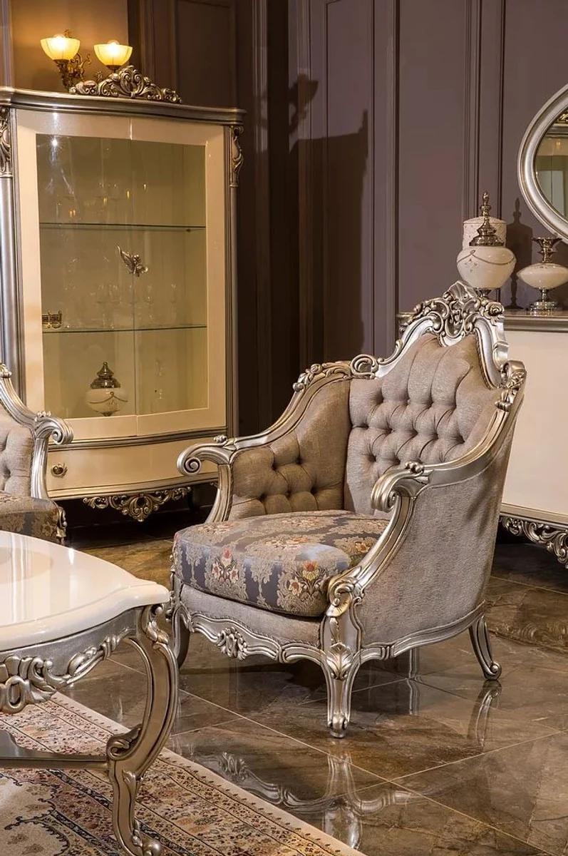 Casa Padrino Luxus Barock Sessel Grau / Blau / Silber 94 x 85 x H. 116 cm - Prunkvoller Wohnzimmer Sessel mit Blumenmuster - Barock Wohnzimmer Möbel
