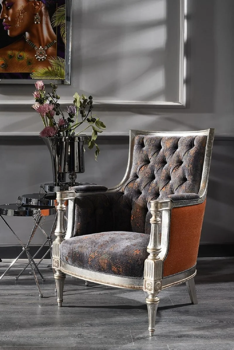 Casa Padrino Luxus Barock Wohnzimmer Set Lila / Grün / Silber - 2 Sofas & 2 Sessel & 1 Couchtisch - Handgefertigte Wohnzimmer Möbel im Barockstil - Edel & Prunkvoll