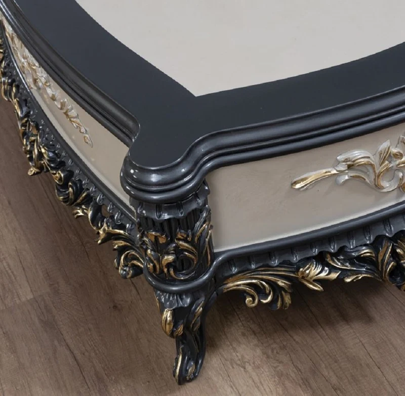 Casa Padrino Luxus Barock Couchtisch Creme / Grau / Gold - Handgefertigter Massivholz Wohnzimmertisch - Prunkvolle Massivholz Wohnzimmer Möbel im Barockstil