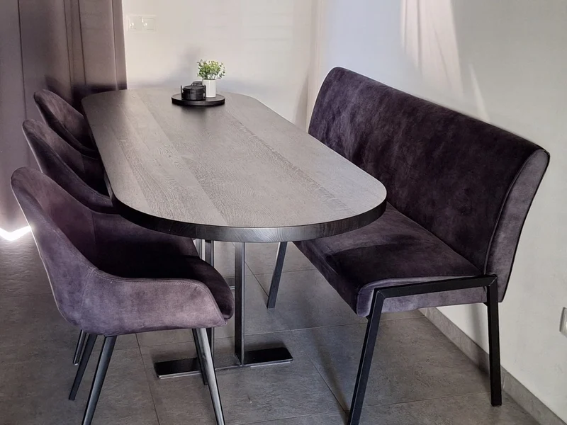 Eiken eettafel - Ovaal - Matrix onderstel