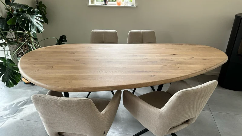 HPL eettafel Black Marble- Organisch B - Cone oval eiken - Japandi