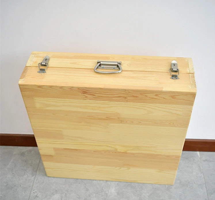 Klapptisch aus Massivholz mit 4 Hockern
