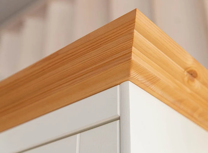 Standvitrine Belluno Elegante mit Glastüren in Weiß