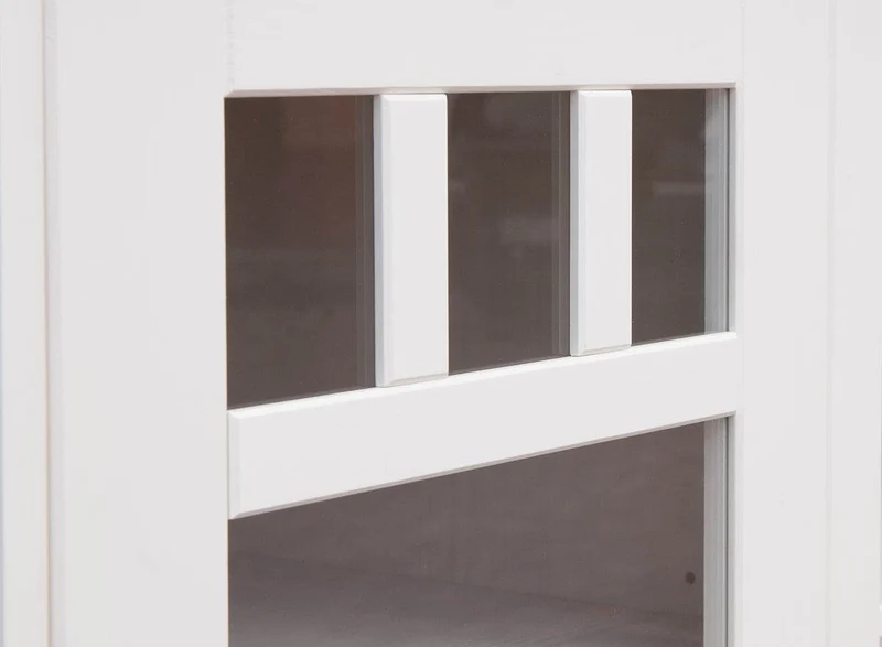 Schmale Standvitrine Belluno Elegante mit Glastür in Weiß