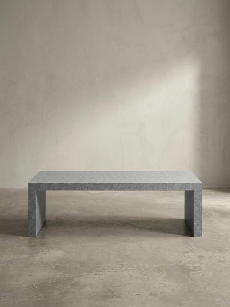 Couchtisch in Beton-Optik, zeitloses Design, rechteckig, schlicht