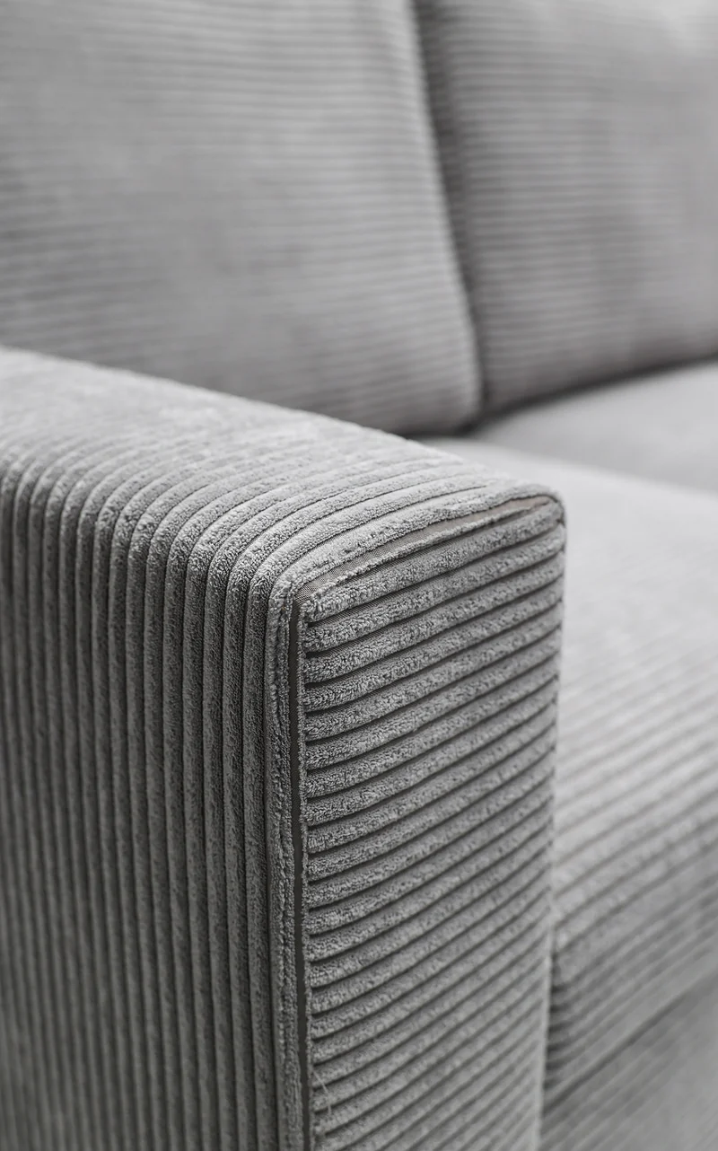 Ecksofa mit Schlafunktion Nalika, L-förmig, mit Stauraum, hellgrauer Cordstoff, rechtsseitig