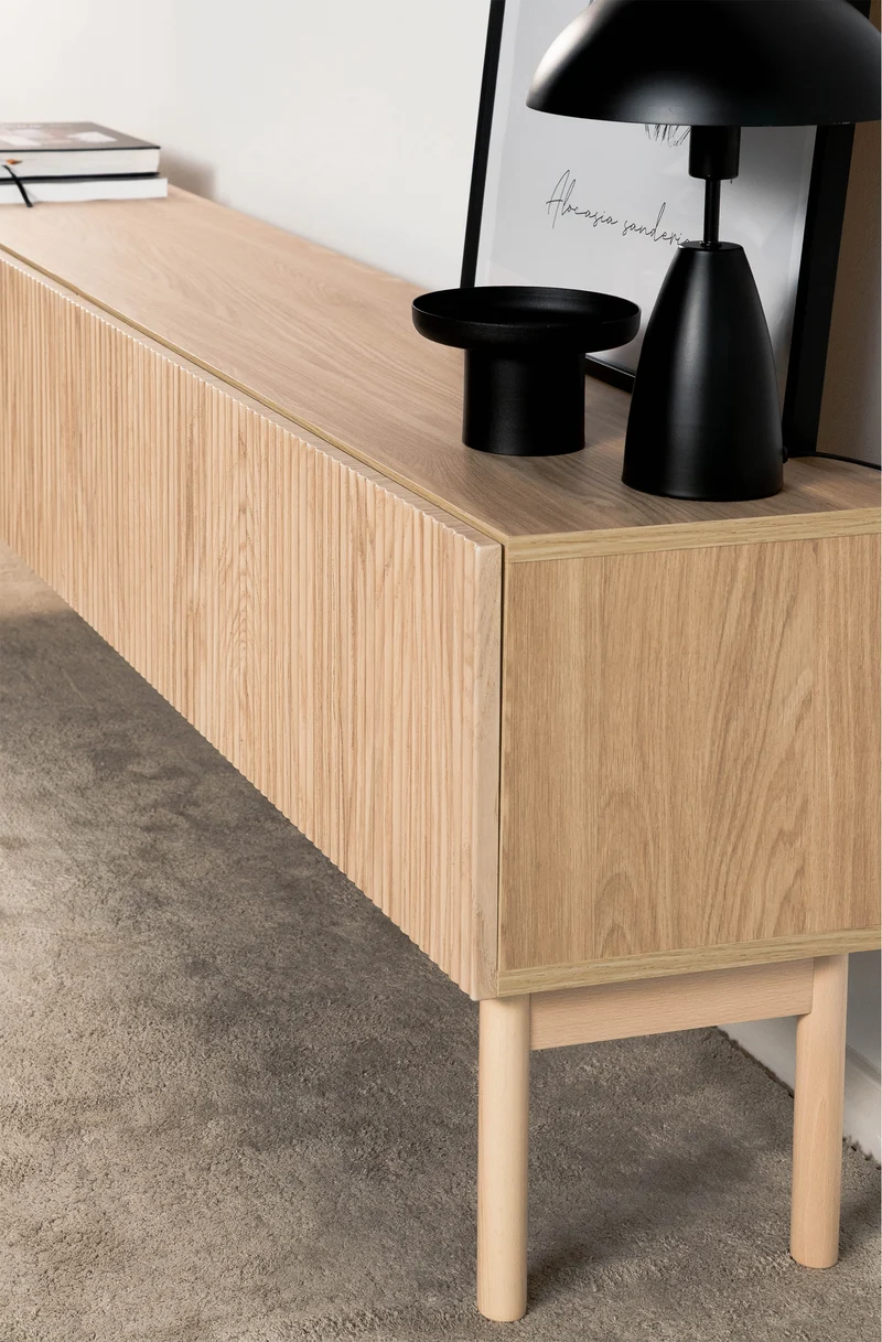 Stehender TV-Schrank Nolie 175 cm geölte Eiche