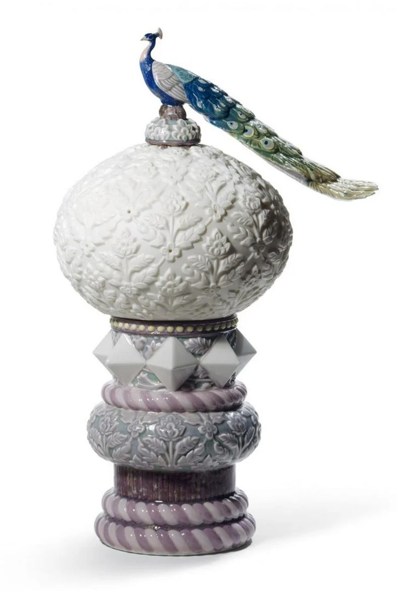 Casa Padrino Luxus Tischleuchte Pfau Weiß / Mehrfarbig Ø 25 x H. 41 cm - Handgefertigte & handbemalte Porzellan Tischlampe
