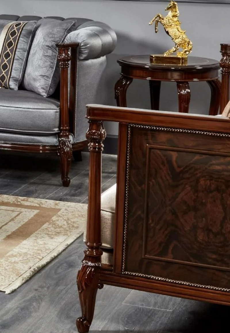 Casa Padrino Luxus Barock Sofa Silber / Dunkelbraun - Prunkvolles Wohnzimmer Sofa - Barockstil Wohnzimmer Möbel - Luxus Möbel im Barockstil - Barock Einrichtung - Edel & Prunkvoll