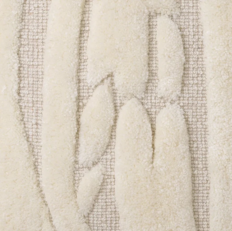 Casa Padrino Luxus Kissen Elfenbein 60 x 60 cm - Handgewebtes Deko Woll Kissen - Quadratisches Zierkissen - Wohnzimmer Dekoration - Luxus Deko Accessoires