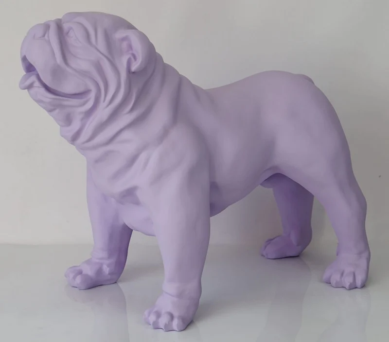 Casa Padrino Luxus Deko Figur Hund Bulldogge Helllila 85 x 45 x H. 74 cm - Kunstharz Deko Skulptur - Wohnzimmer Deko - Luxus Deko Tierfigur