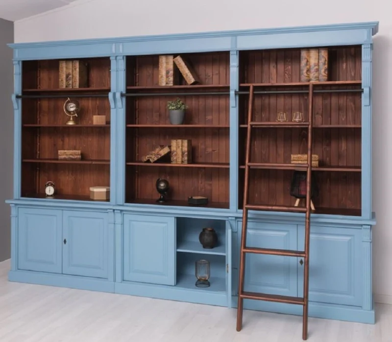 Casa Padrino Landhausstil Bücherschrank mit Leiter Hellblau / Dunkelbraun 223 x 51 x H. 228 cm - Massivholz Schrank - Wohnzimmerschrank - Regalschrank - Büroschrank - Landhausstil Möbel