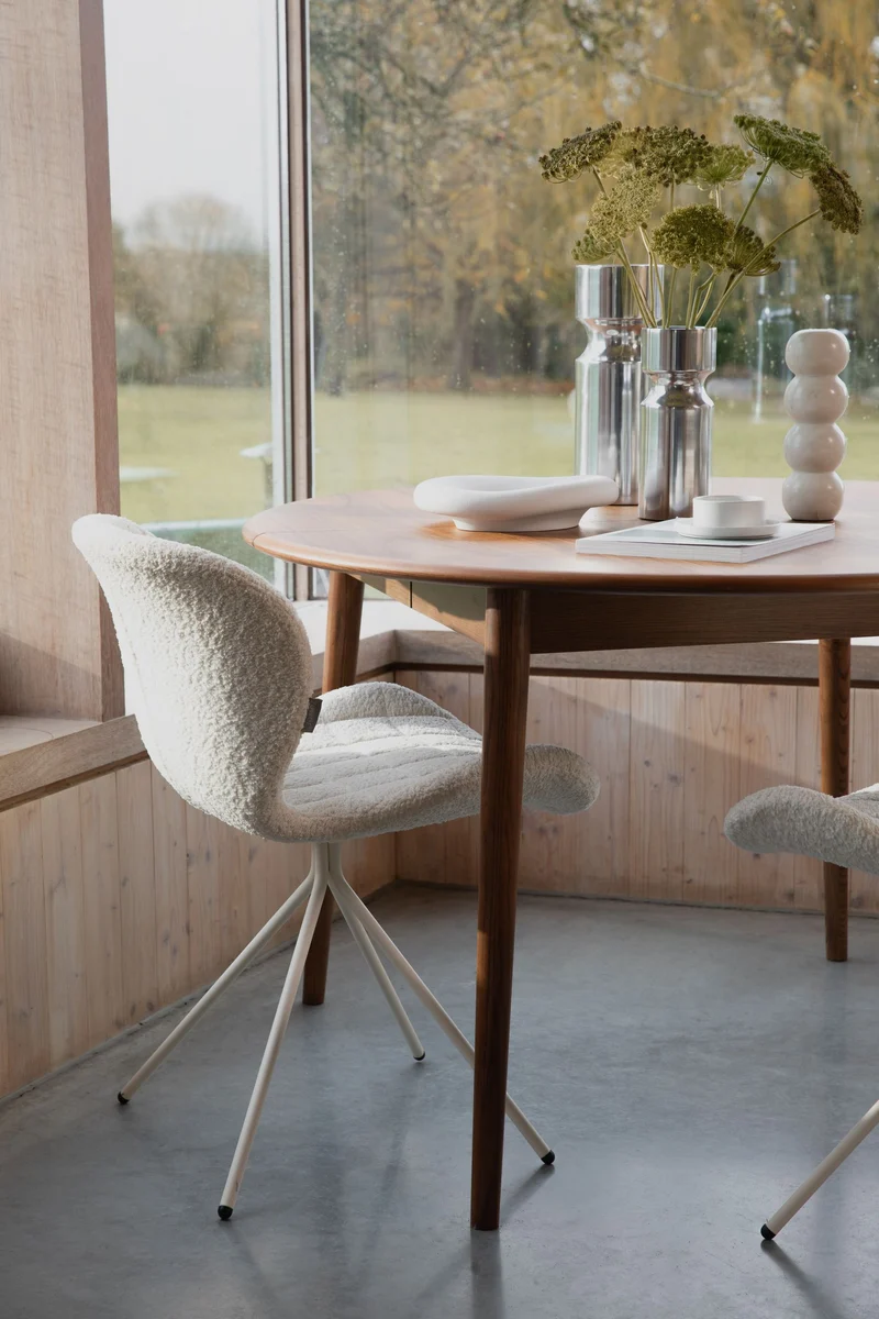 Esstisch Twist Round ausziehbar mit Walnussfurnier von Zuiver
