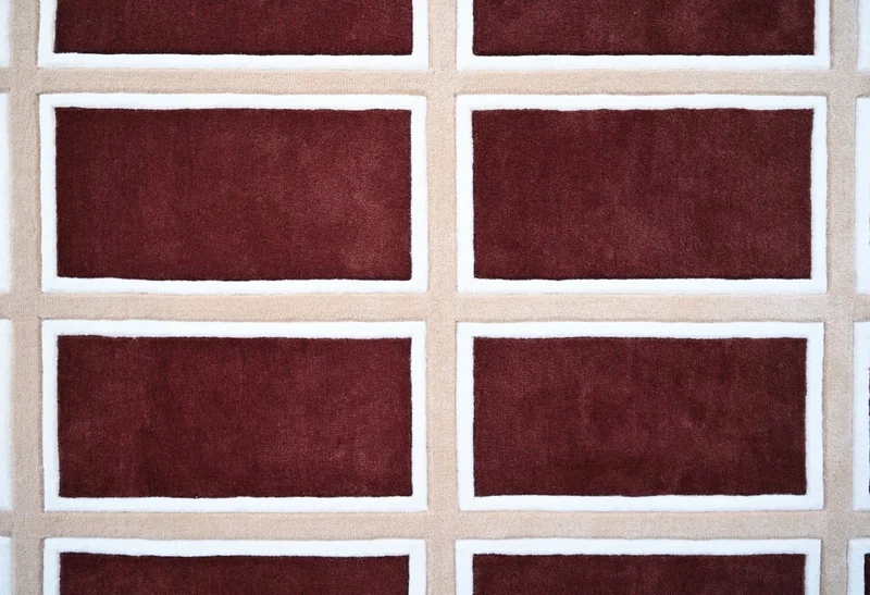 Casa Padrino Luxus Teppich mit Mäander Muster Bordeauxrot / Creme 300 x 400 cm
