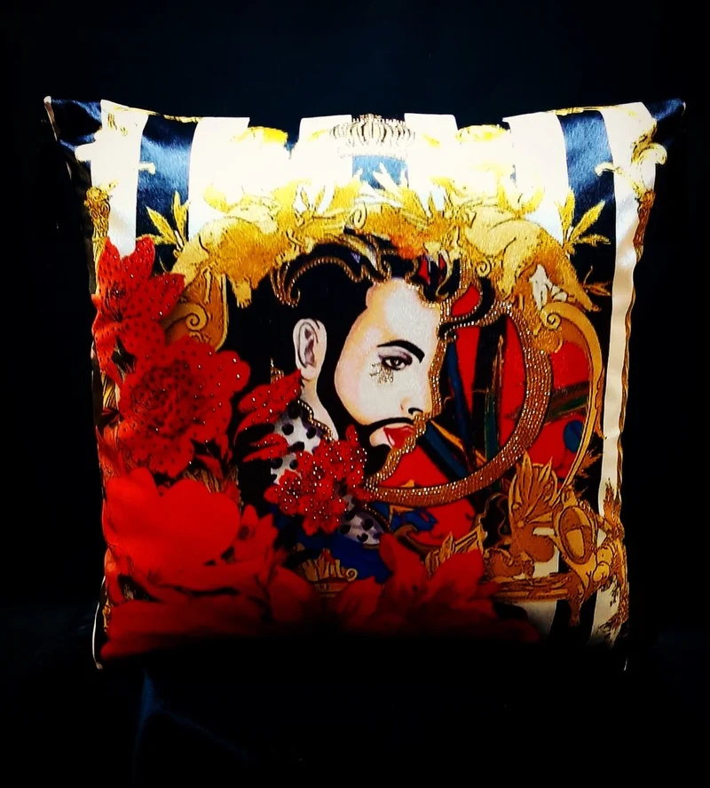 Harald Glööckler Designer Deko Kissen Pompöös by Casa Padrino Face mit Strass Steinen - Art Collection -