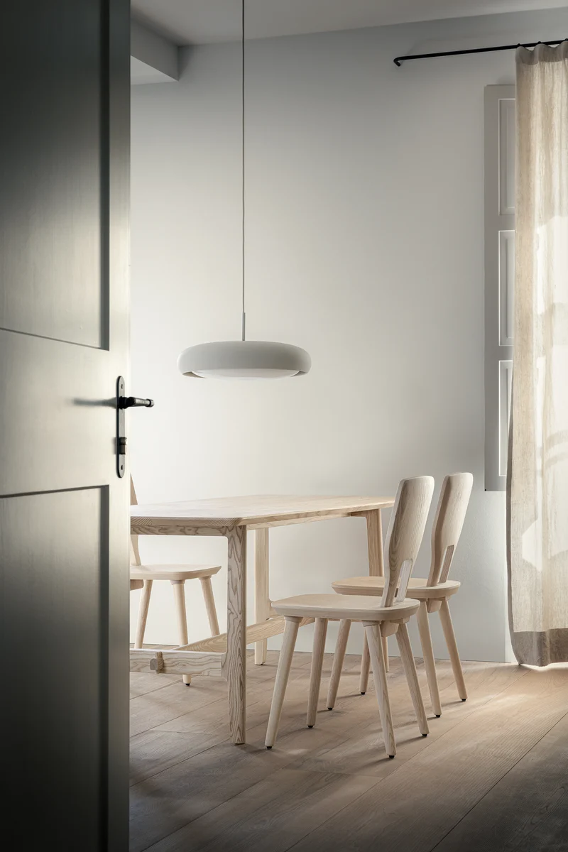 VNA Chair