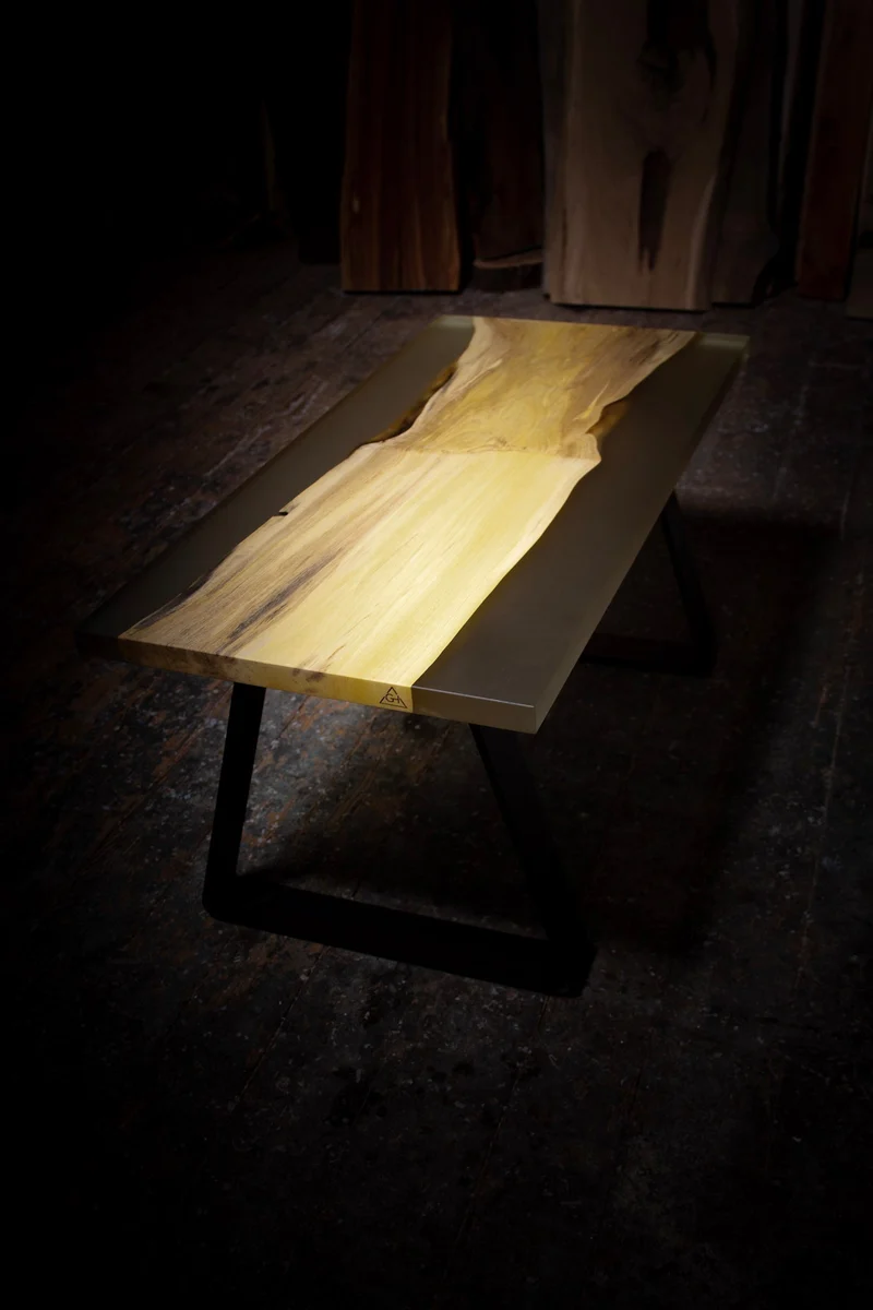 Lina - Couchtisch aus Zitronenholz Massivholz
