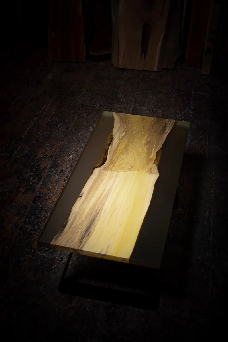 Lina - Couchtisch aus Zitronenholz Massivholz