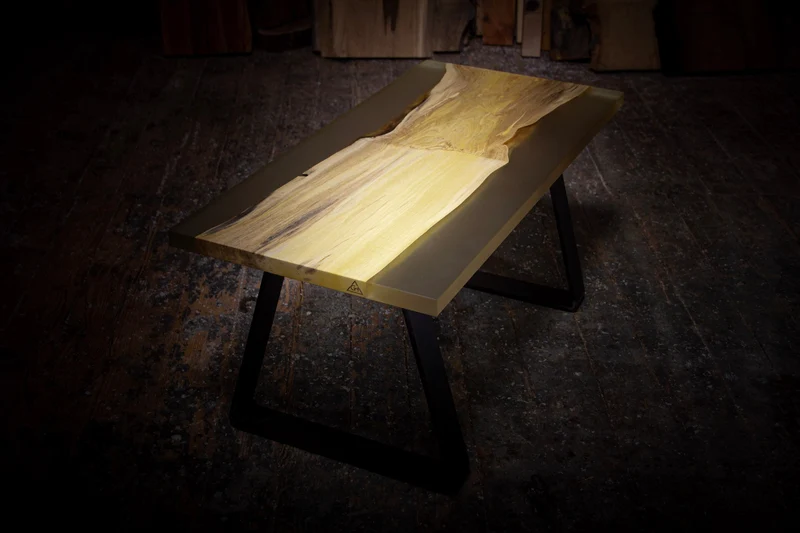 Lina - Couchtisch aus Zitronenholz Massivholz