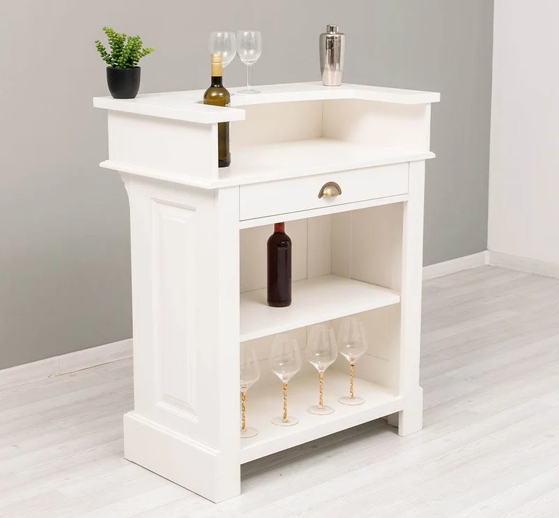 Kleine Landhausbar aus Massivholz - Empfangstheke
